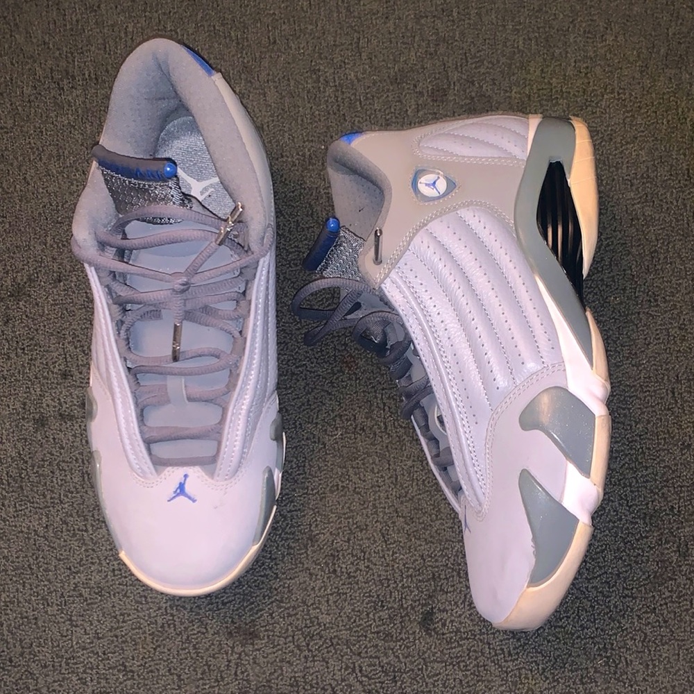 JORDAN 14s WOLF GREY